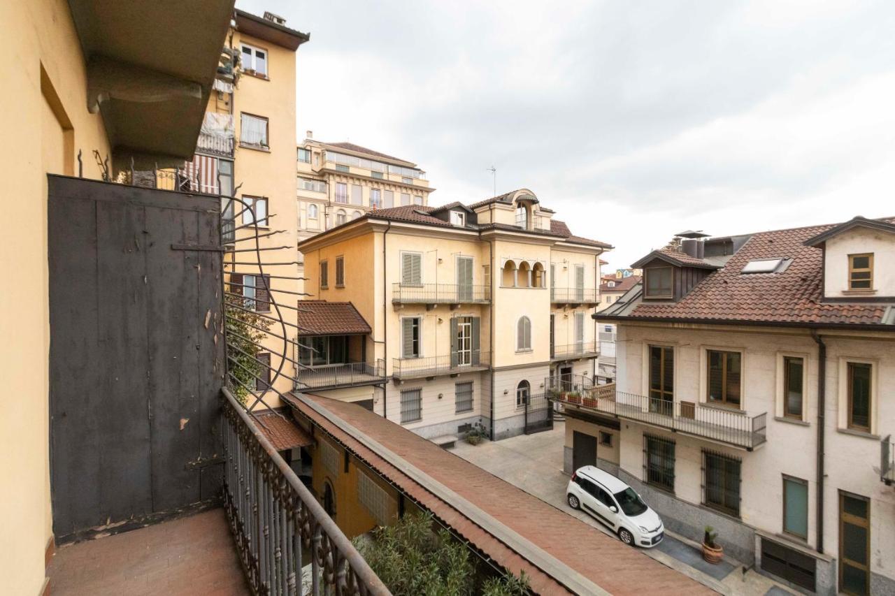 Piazza Statuto Comfy - With 2 Balconies Turin