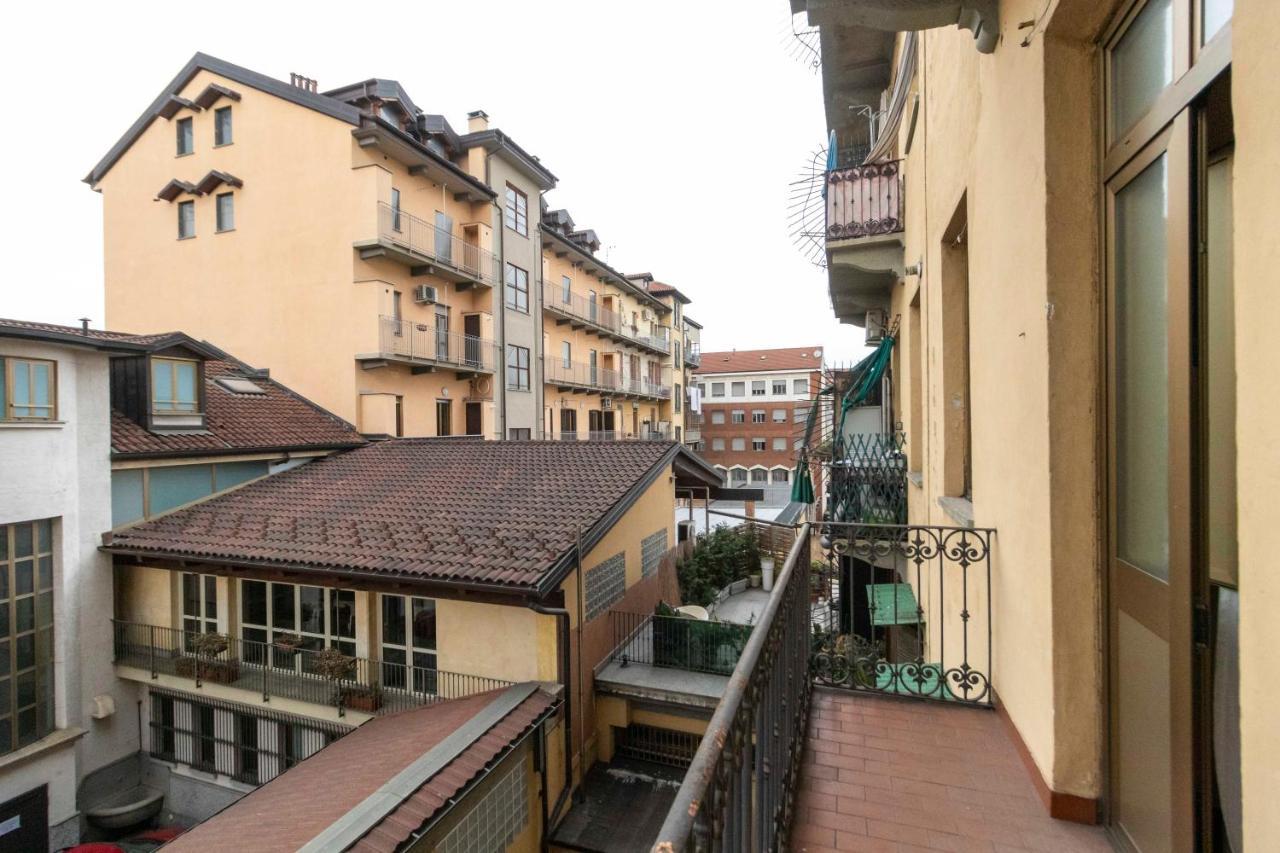 Piazza Statuto Comfy - With 2 Balconies Apartment *